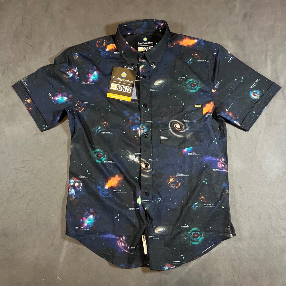 Smithsonian RSVLTS Air And Space " The Cosmos" Short Sleeve Shirt Size Small
